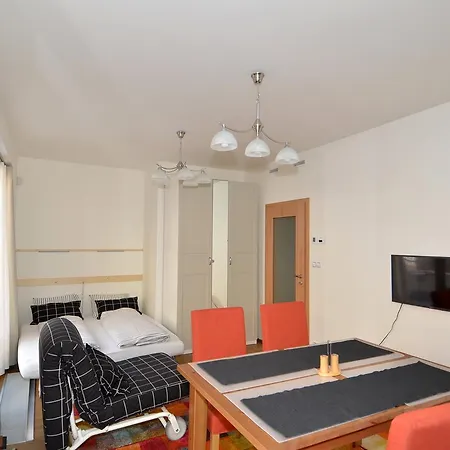 Apartman Mozartova Apartamento